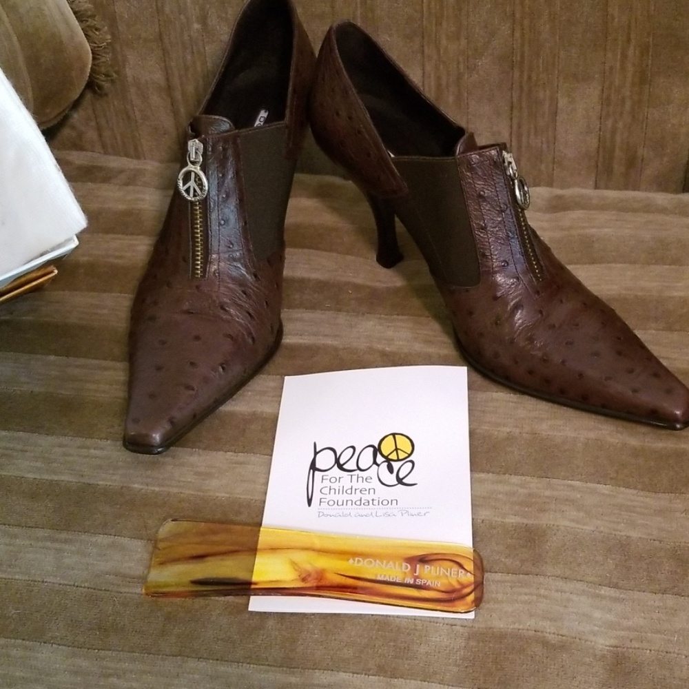 Donald Pliner ostrich shoes